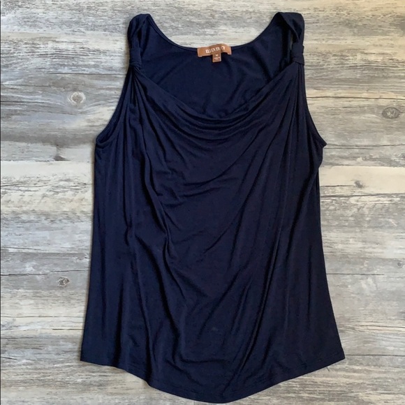 Ellen Tracy Tops - Women's Ellen Tracy Scoop Neck Tank Top Medium